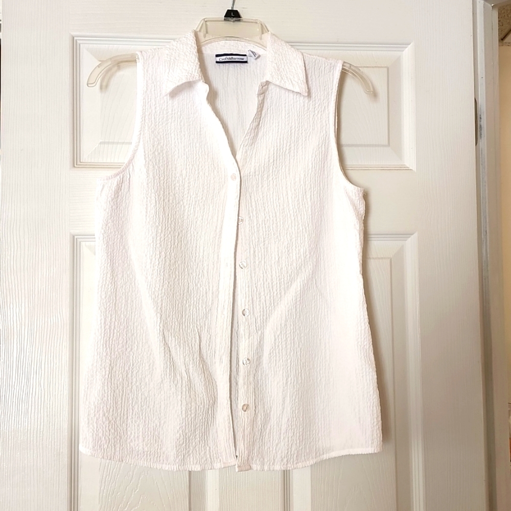 Croft & Barrow white blouse top. Medium.